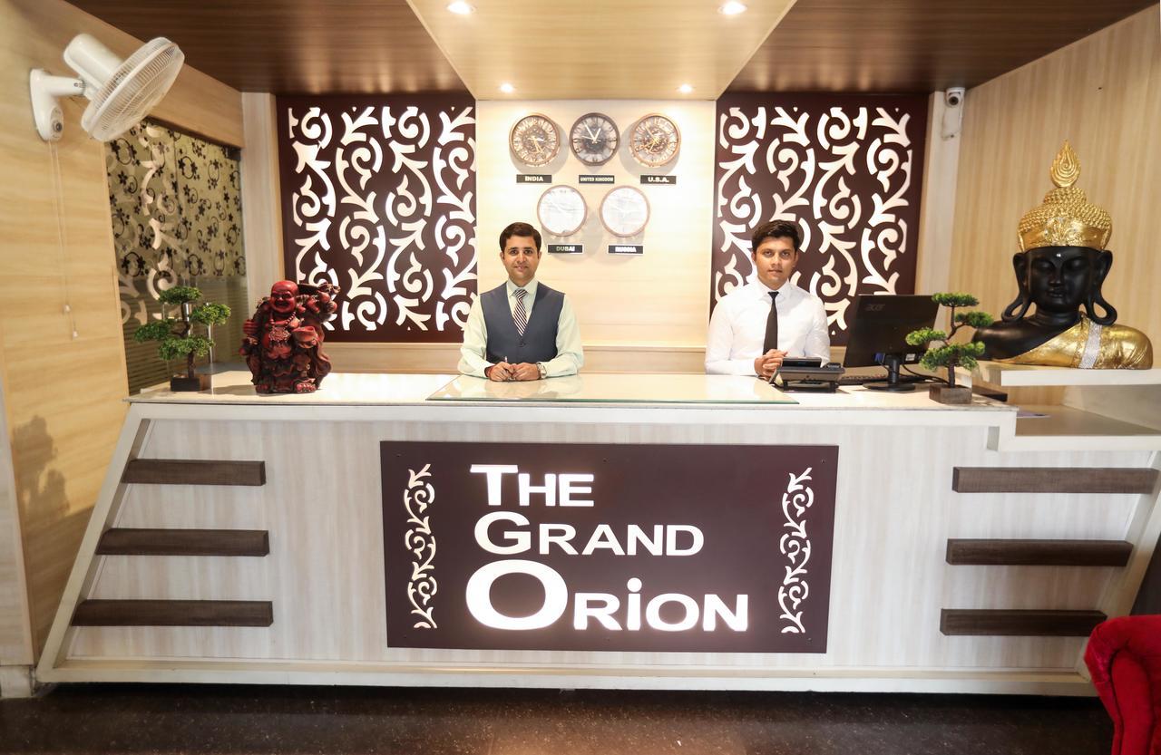 מלון Chinhat The Grand Orion מראה חיצוני תמונה